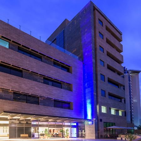 Holiday Inn Express&Suites Bogota Zona Financiera, an IHG Hotel Exterior foto