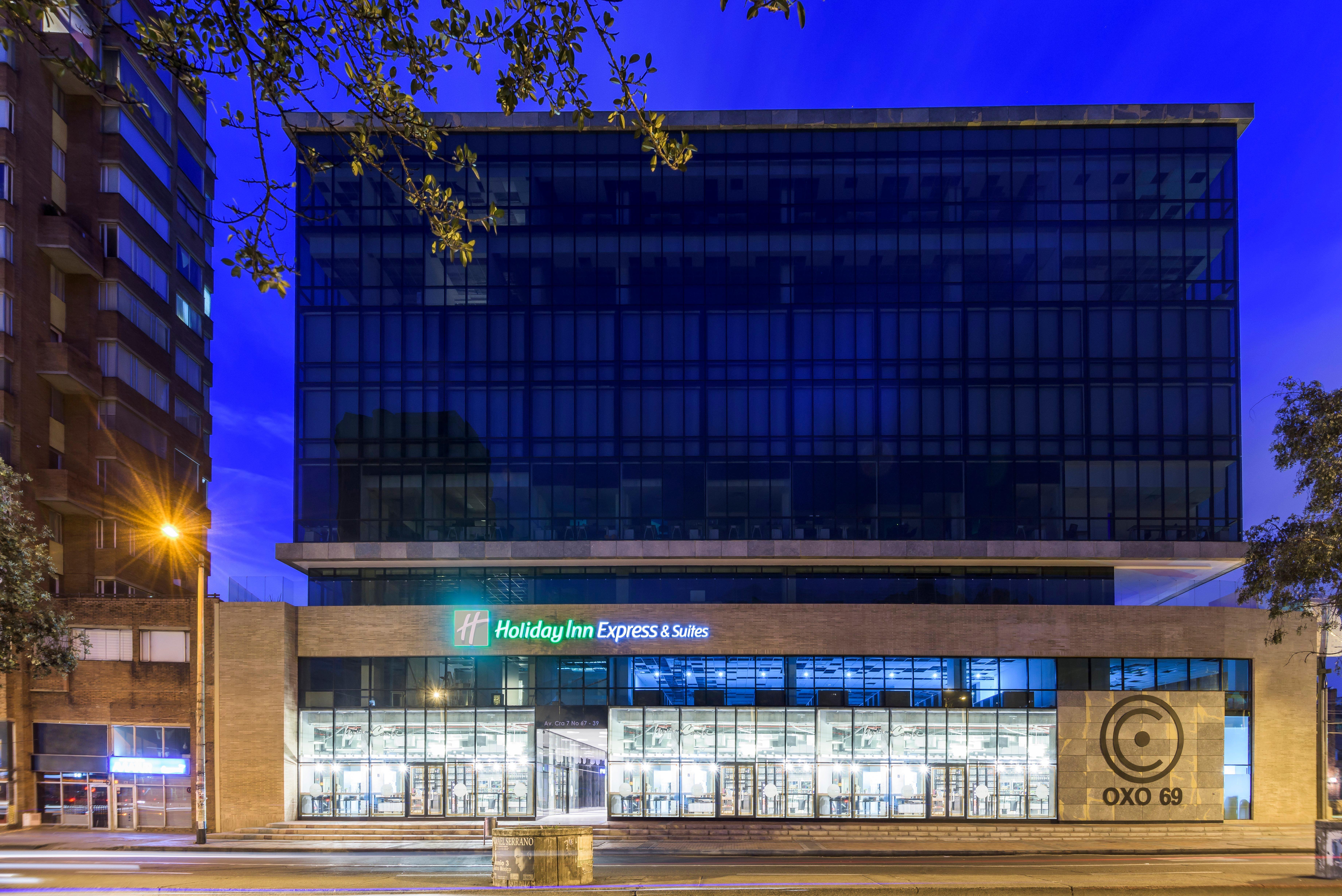 Holiday Inn Express&Suites Bogota Zona Financiera, an IHG Hotel Exterior foto
