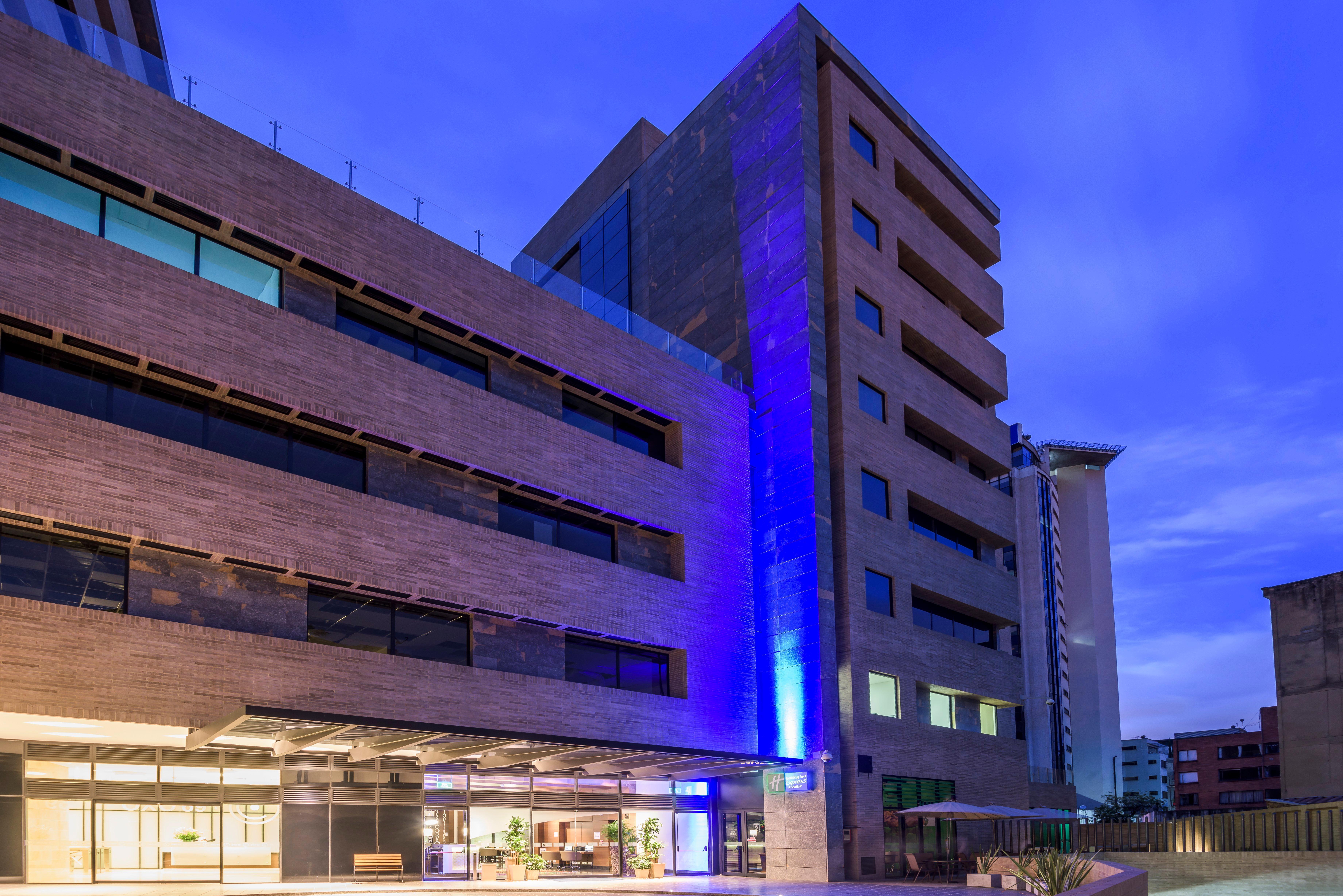 Holiday Inn Express&Suites Bogota Zona Financiera, an IHG Hotel Exterior foto